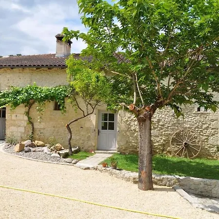 Holiday home La Terre De Mon Pere Antonne-et-Trigonant
